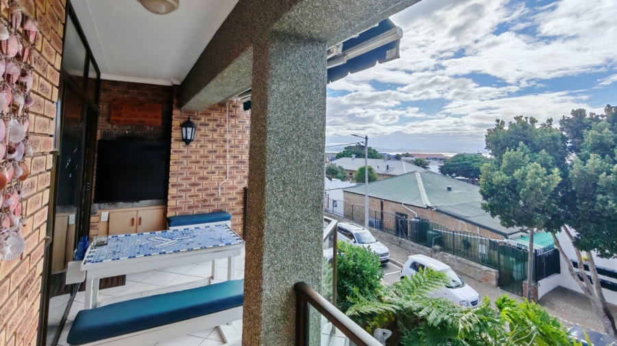 3 Bedroom Property for Sale in Mossel Bay Central Western Cape